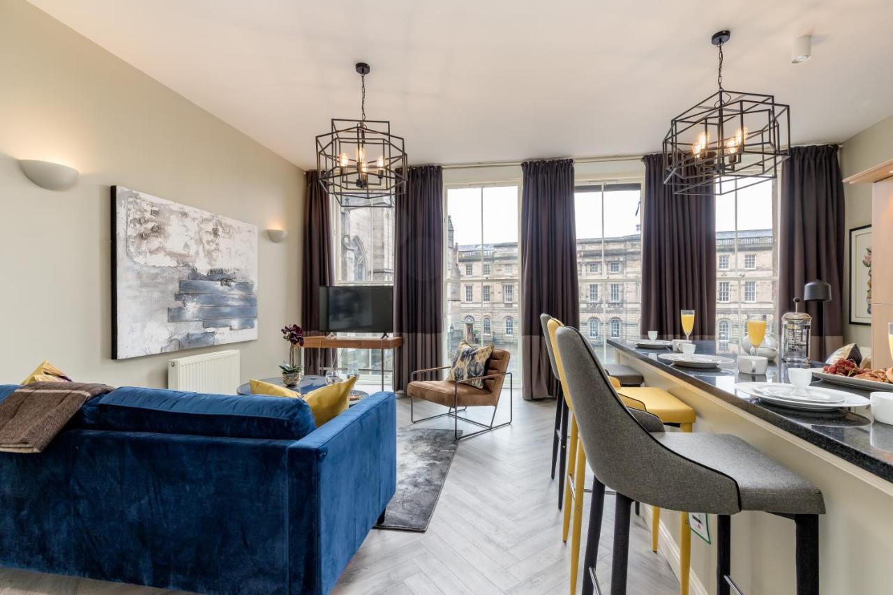 Royal Mile Apartments By Joivy เอดินบะระ ภายนอก รูปภาพ