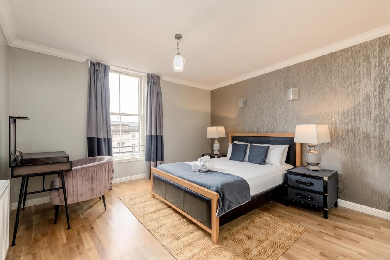 Royal Mile Apartments By Joivy เอดินบะระ ภายนอก รูปภาพ