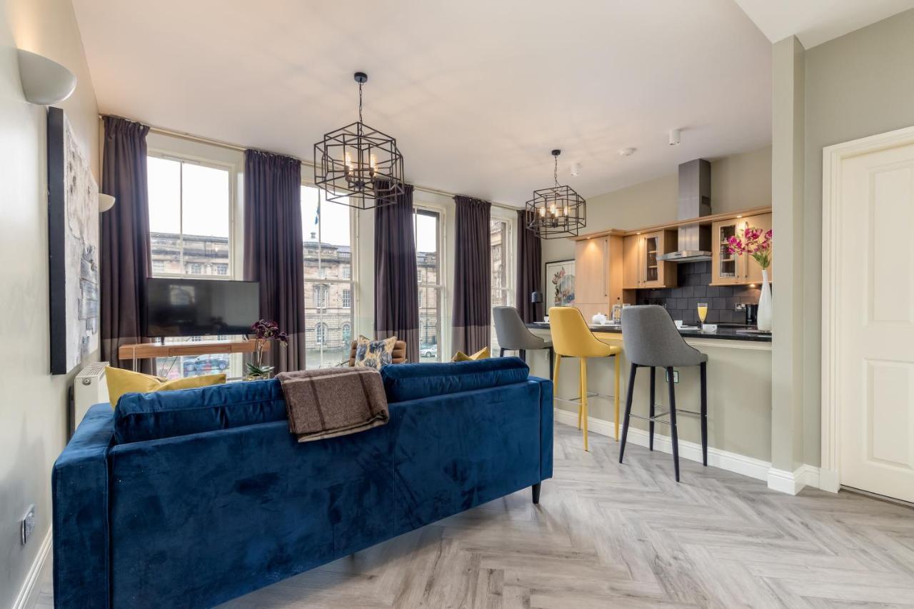 Royal Mile Apartments By Joivy เอดินบะระ ภายนอก รูปภาพ
