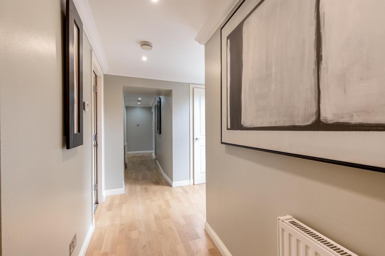 Royal Mile Apartments By Joivy เอดินบะระ ภายนอก รูปภาพ