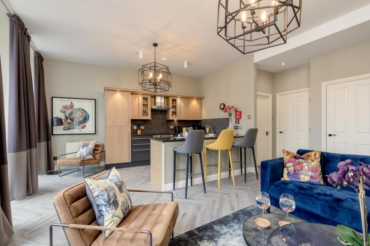 Royal Mile Apartments By Joivy เอดินบะระ ภายนอก รูปภาพ