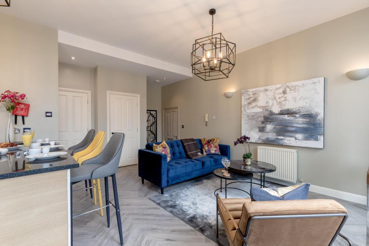 Royal Mile Apartments By Joivy เอดินบะระ ภายนอก รูปภาพ