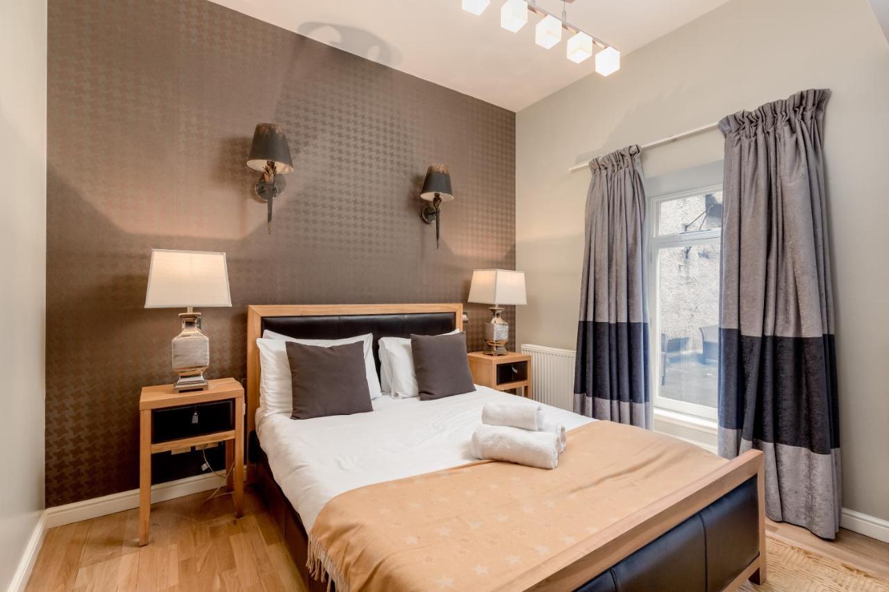 Royal Mile Apartments By Joivy เอดินบะระ ภายนอก รูปภาพ