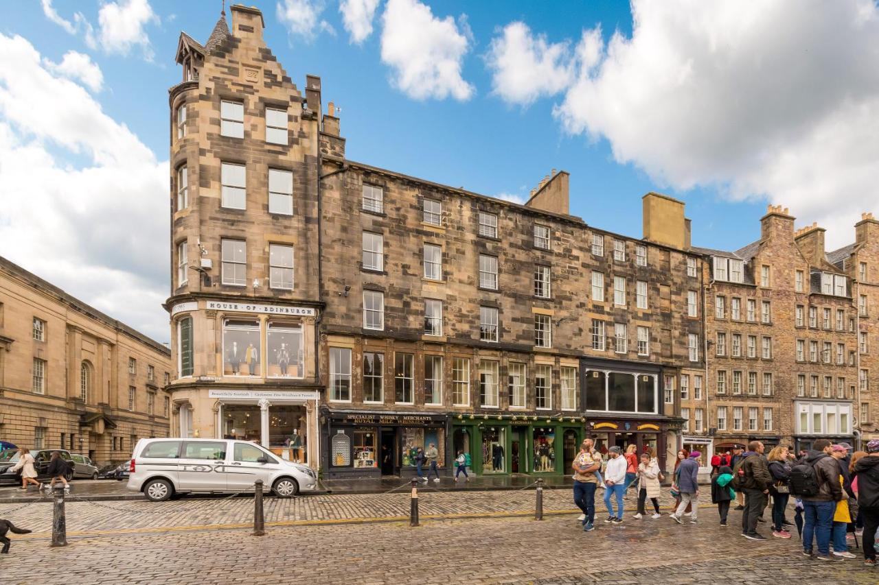 Royal Mile Apartments By Joivy เอดินบะระ ภายนอก รูปภาพ