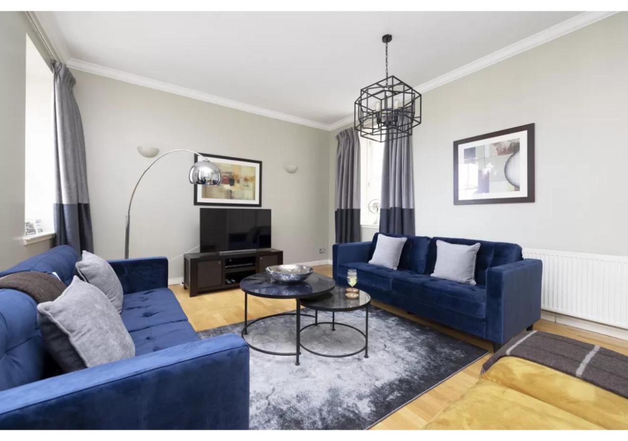 Royal Mile Apartments By Joivy เอดินบะระ ภายนอก รูปภาพ